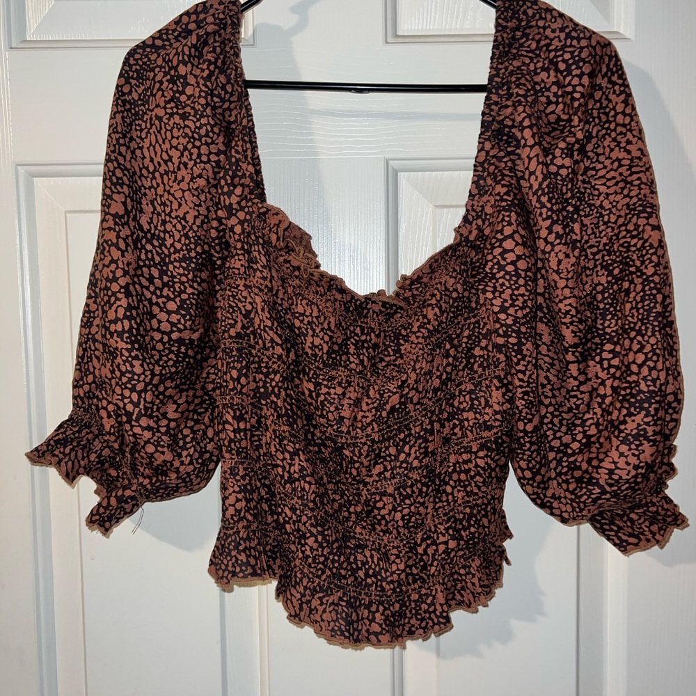 URBAN OUTFITTERS TOP - Brown Animal Print Top